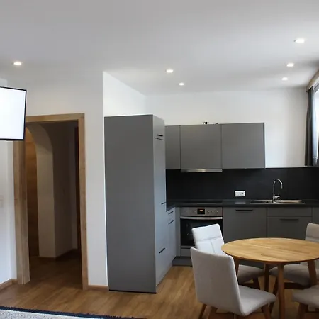 Haus Jochler Апартаменты